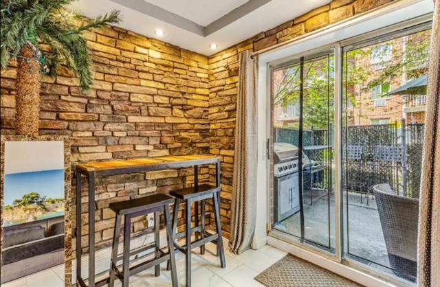 Summer Getaway In Brooklyn Private Room, Bath, Kitchen & Backyard New York